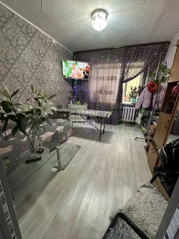 Комната 19 м в 1-к., 2/4 эт. - Фото 0