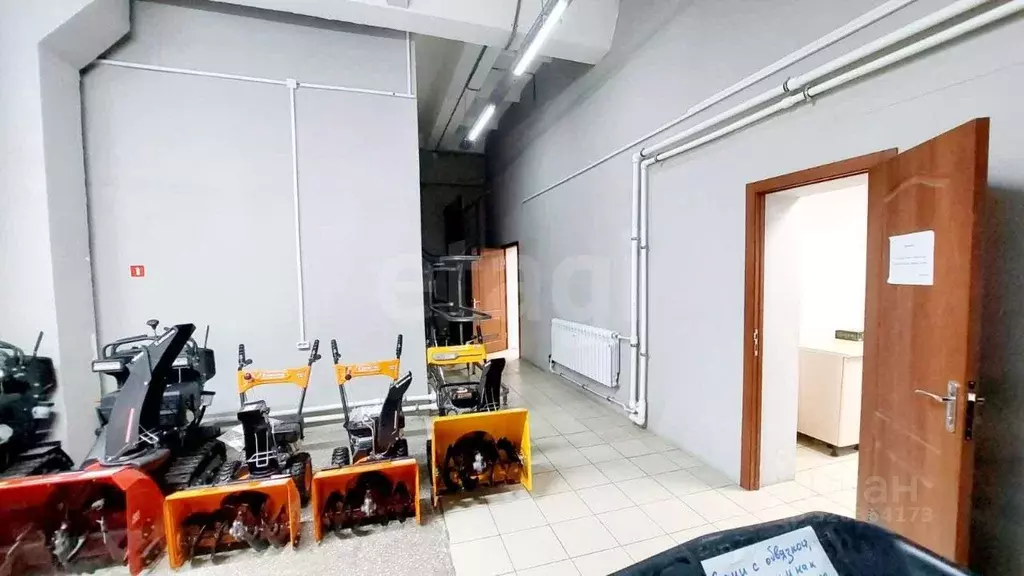 Торговая площадь в Татарстан, Казань ул. Сибирский Тракт, 34к12 (950 ... - Фото 1