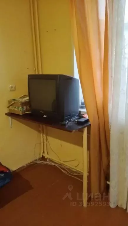 Комната Нижегородская область, Нижний Новгород просп. Ильича, 19 - Фото 1