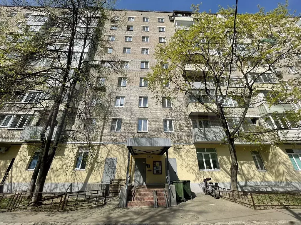 Комната 13,9 м в 3-к., 6/9 эт. - Фото 1