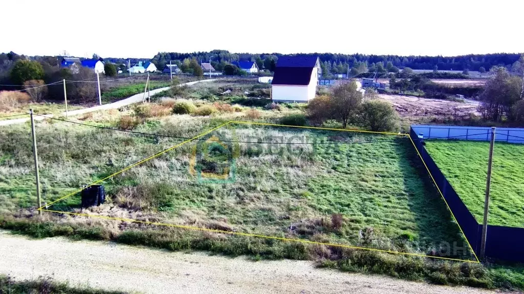 Участок в Ленинградская область, Гатчинский муниципальный округ, д. ... - Фото 2