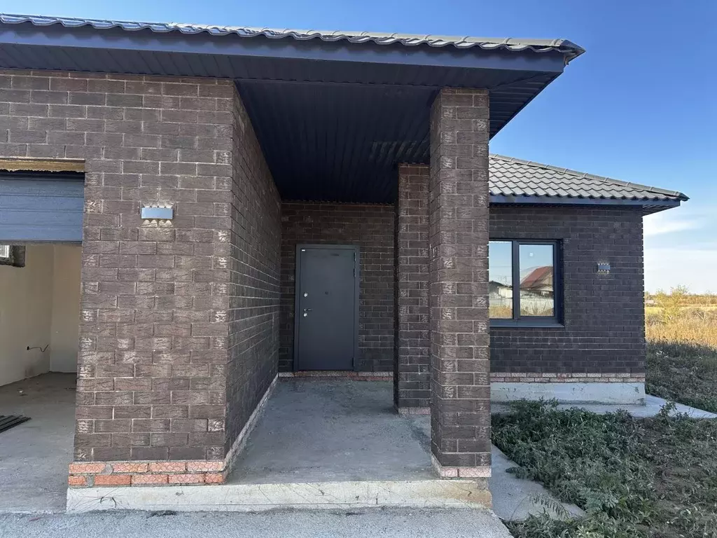 Дом в Оренбургская область, Оренбургский район, с. Подгородняя ... - Фото 2