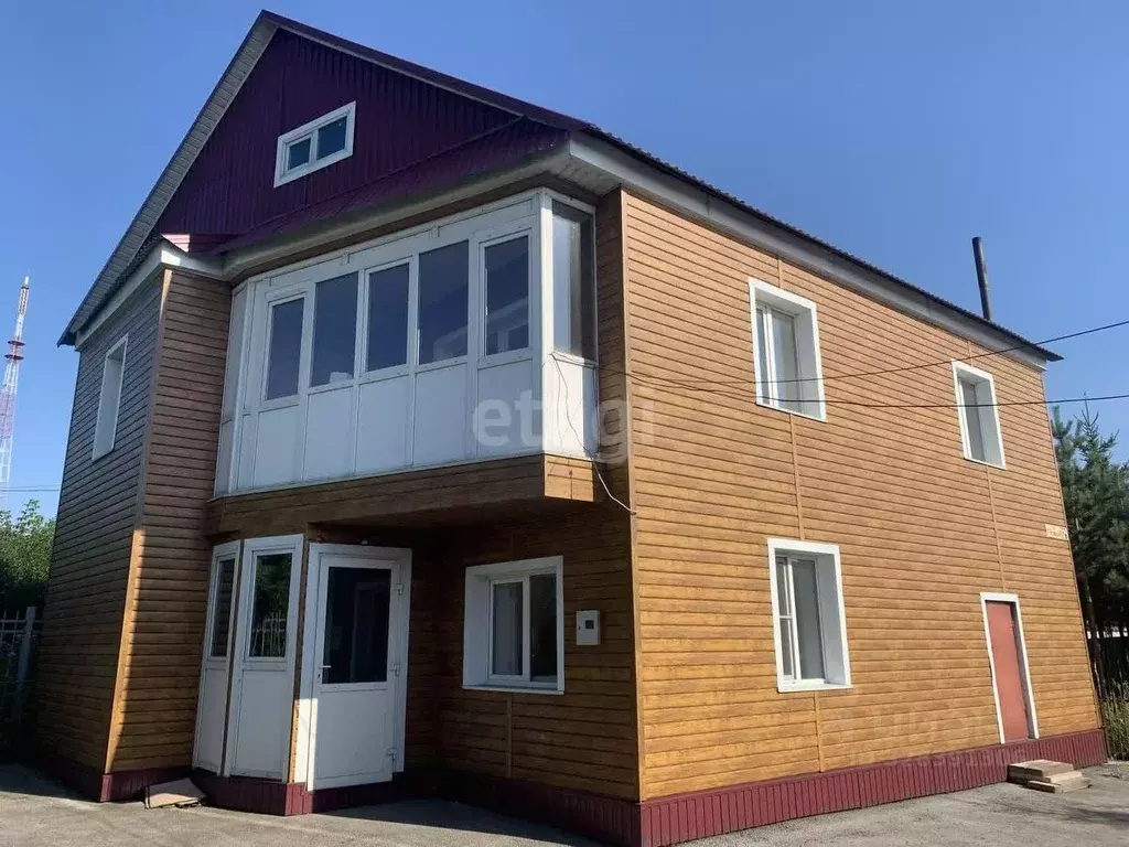 Дом в Кемеровская область, Ленинск-Кузнецкий ул. 7 Ноября, 32Б (146 м) - Фото 1