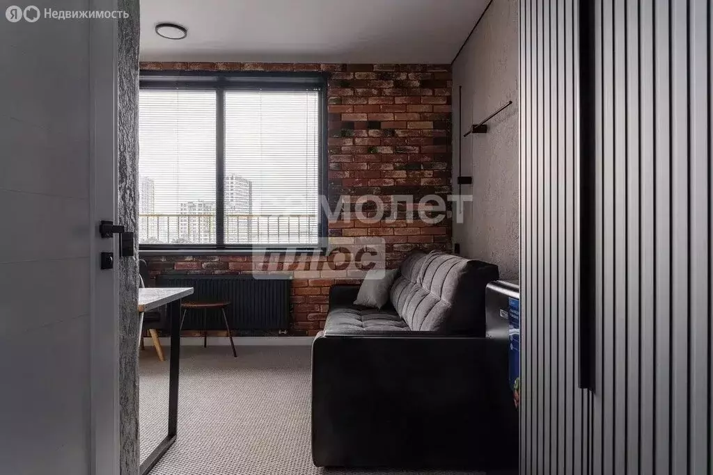 Квартира-студия: Екатеринбург, улица Крауля, 107 (26 м) - Фото 2