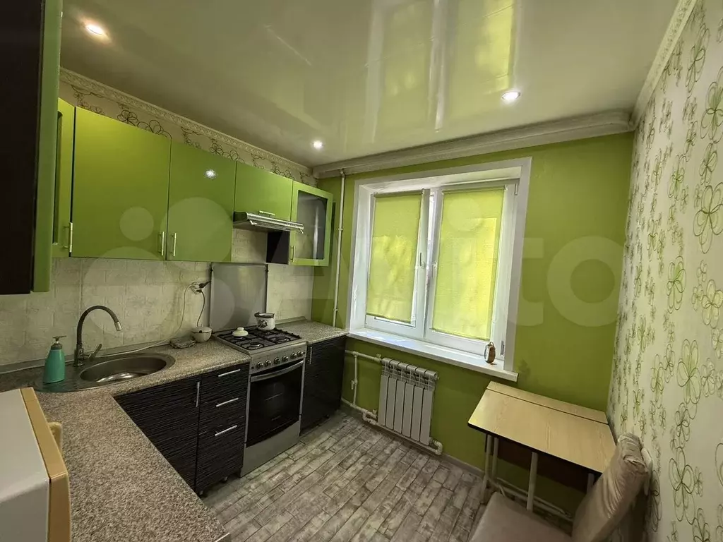 2-к. квартира, 45 м, 5/5 эт. - Фото 0