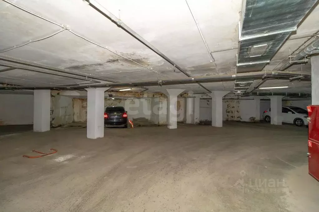 Гараж в Тюменская область, Тюмень Дружба мкр,  (33 м) - Фото 1
