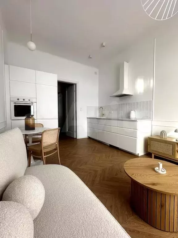 1-к. квартира, 40 м, 7/24 эт. - Фото 0