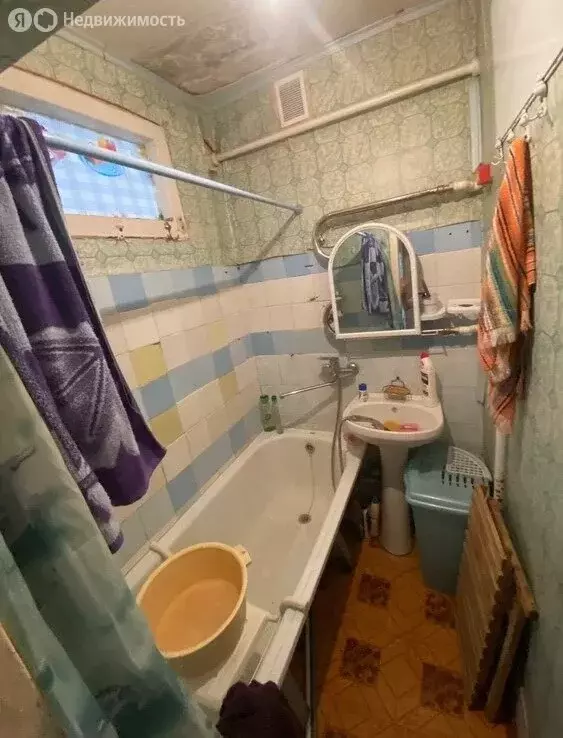 4-комнатная квартира: Каменск-Шахтинский, Коммунистический переулок, ... - Фото 1