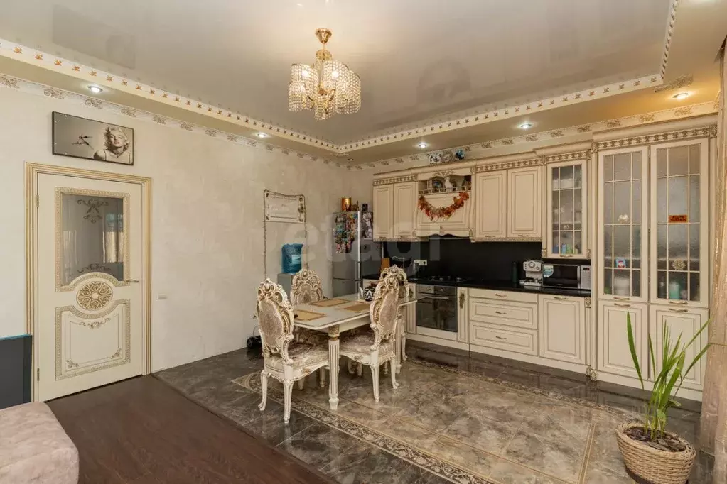 Дом в Краснодарский край, Краснодар ул. Имени 9-й Горнострелковой ... - Фото 1