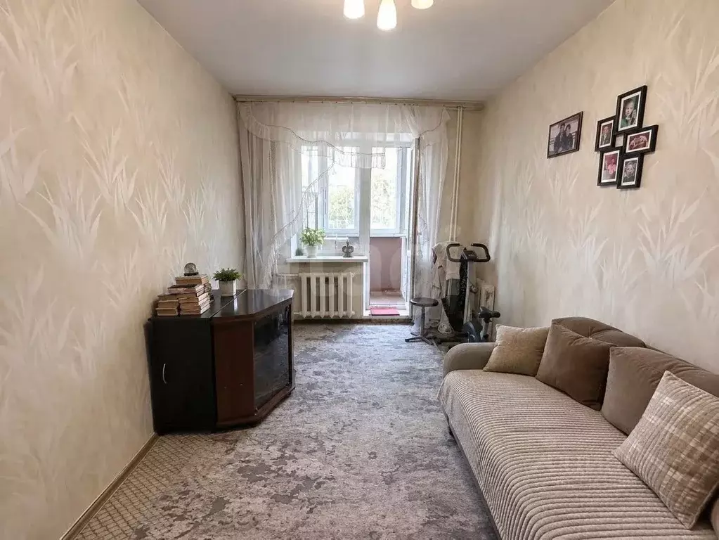 2-к кв. Тюменская область, Тюмень Волгоградская ул., 67 (55.2 м) - Фото 1