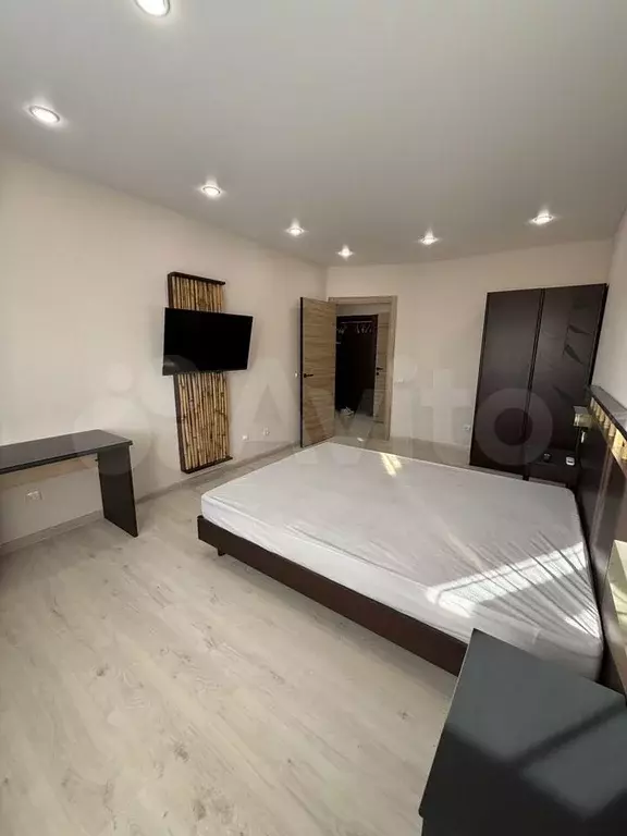 1-к. квартира, 40 м, 3/9 эт. - Фото 1