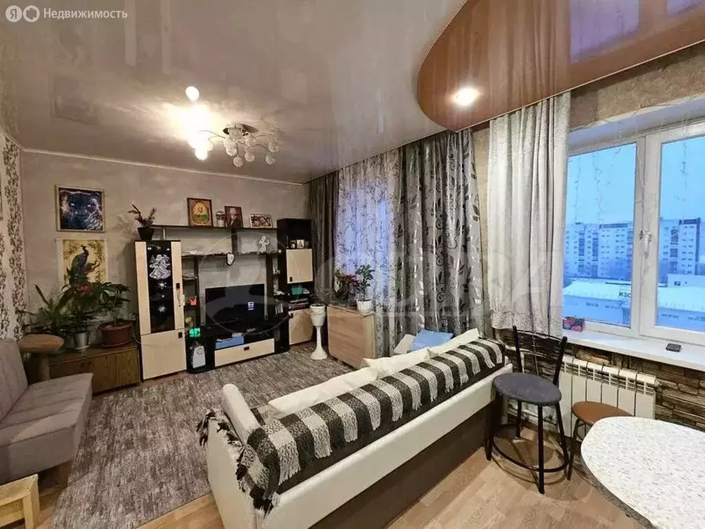 3-комнатная квартира: Тюмень, улица Муравленко, 9 (77.5 м) - Фото 0
