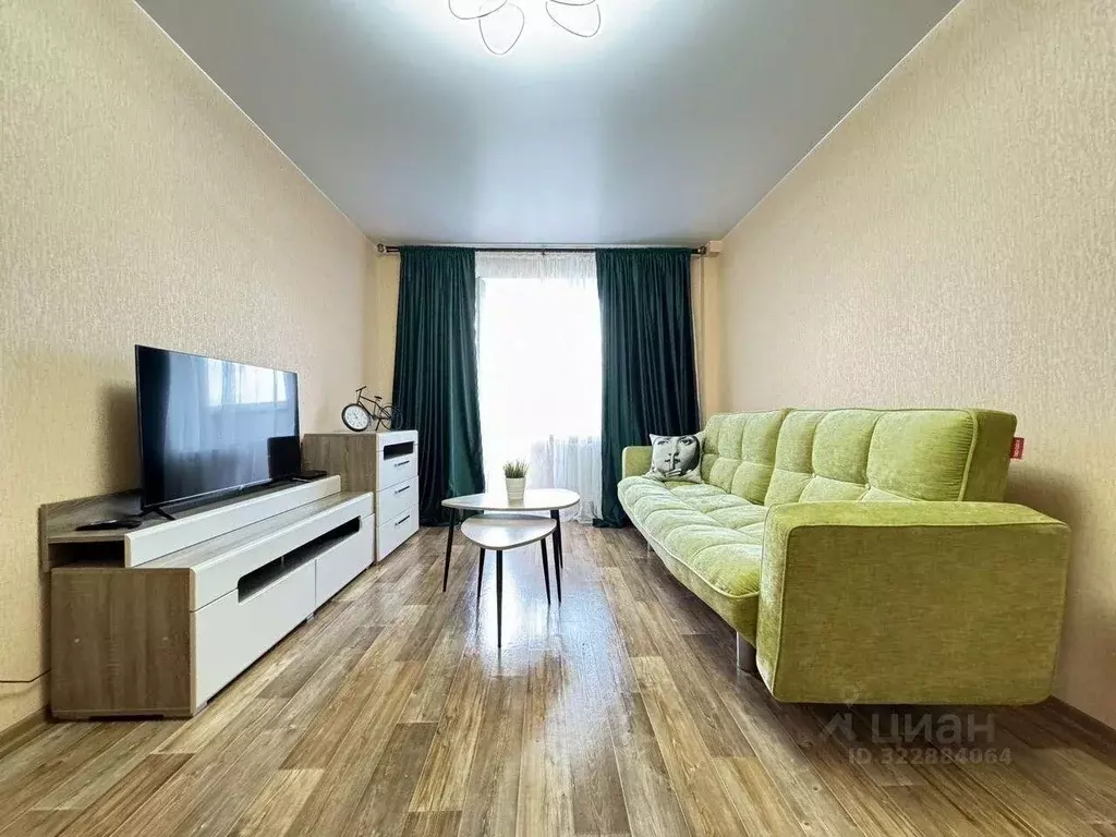 1-к кв. Вологодская область, Череповец Портовая ул., 52к1 (40.0 м) - Фото 1