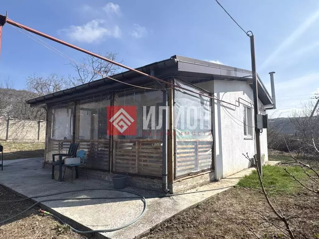 Дом в Севастополь с. Родное, ул. Школьная, 27 (62 м) - Фото 2