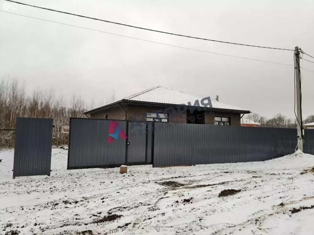 Дом в Тульская область, городской округ Тула, деревня Дементеево (104 ... - Фото 1