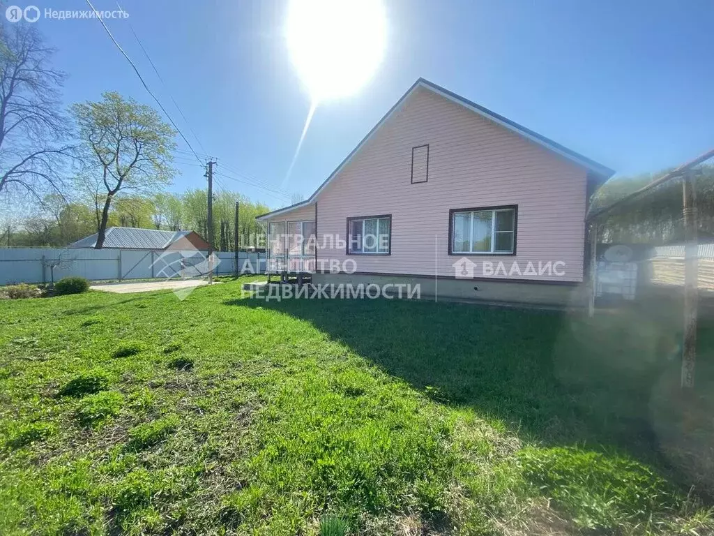 Дом в посёлок Красный Богатырь, Центральная улица, 9 (67.4 м) - Фото 0