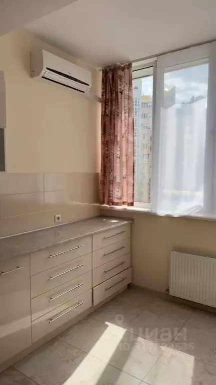 2-к кв. Крым, Симферополь ул. Камская, 31 (75.0 м) - Фото 1