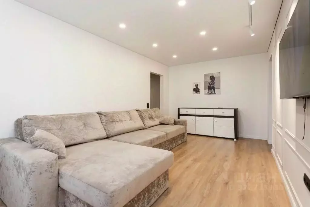 3-к кв. Калининградская область, Калининград ул. 9 Апреля, 26 (64.0 м) - Фото 2