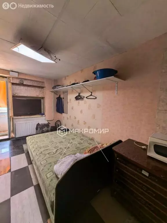1к в 12-комнатной квартире (11.7 м) - Фото 1