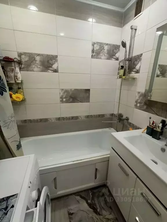 2-к кв. Свердловская область, Асбест ул. Плеханова, 5 (52.0 м) - Фото 1