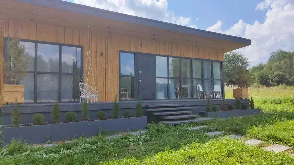 Дом в Калужская область, Перемышльский муниципальный округ, Хотисино ... - Фото 2