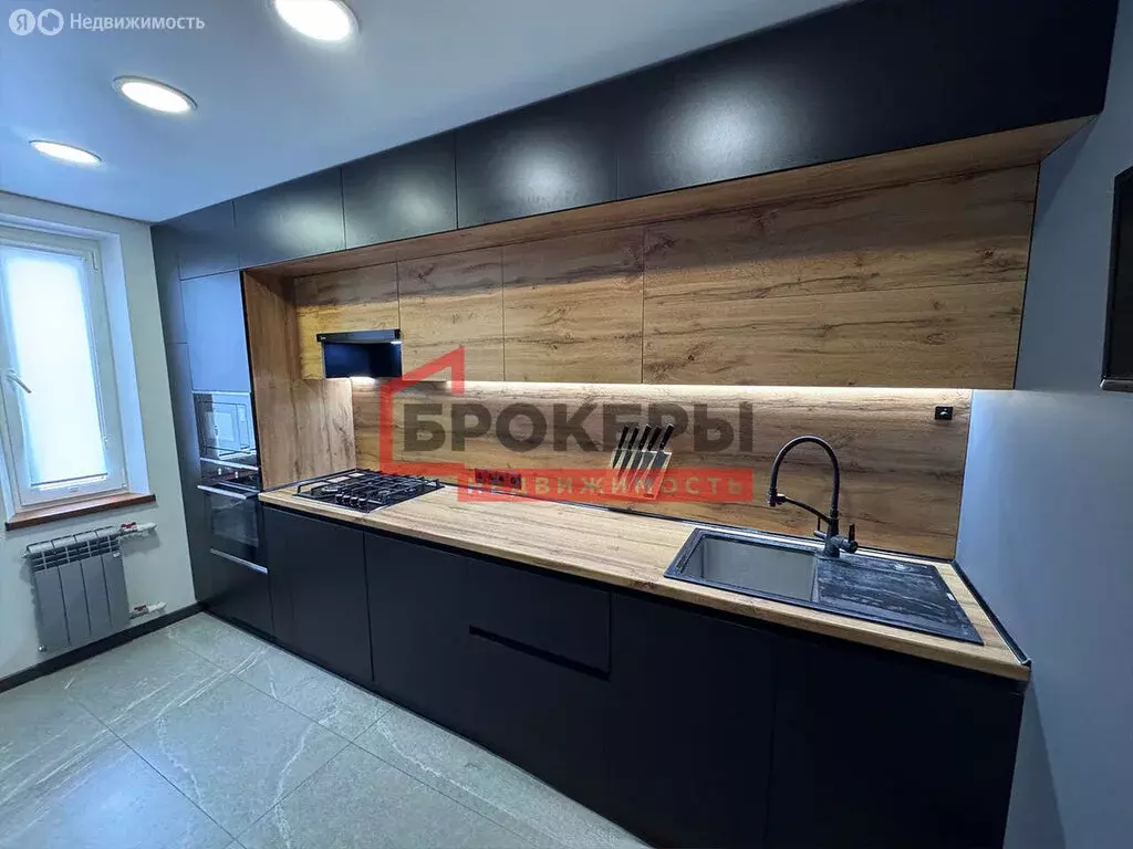 4-комнатная квартира: Севастополь, улица Колобова, 21 (90 м) - Фото 1