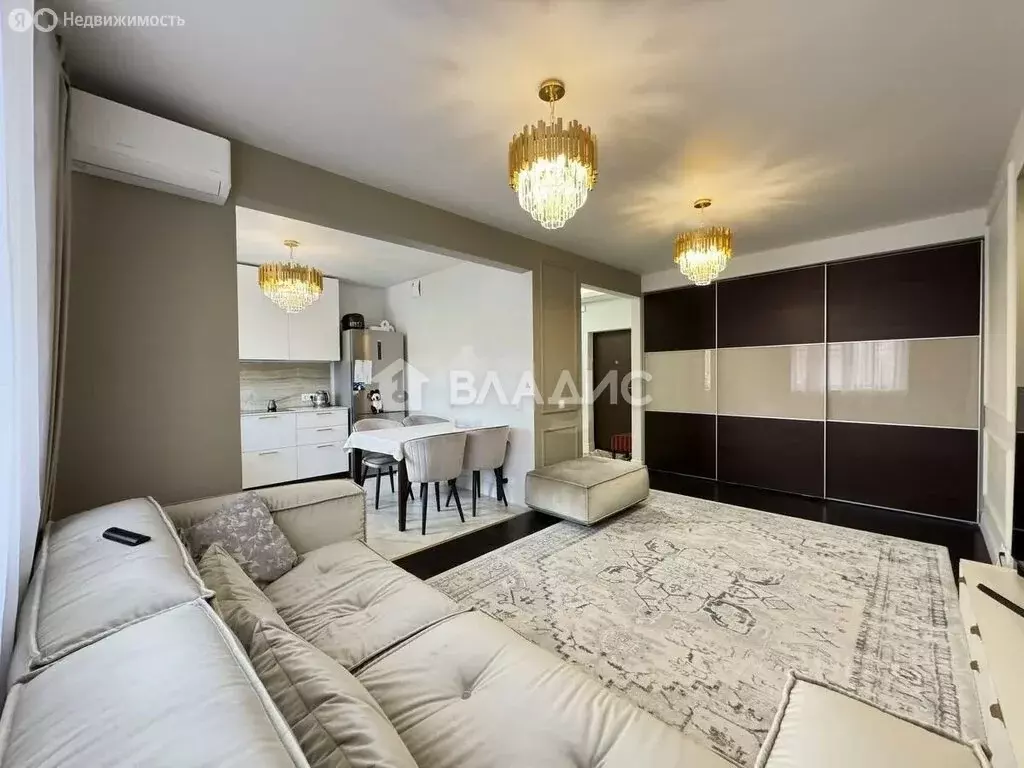 3-комнатная квартира: Москва, улица Лётчика Бабушкина, 18к2 (85.2 м) - Фото 1