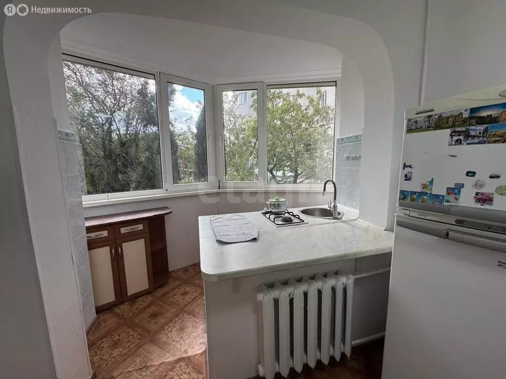 1-комнатная квартира: Алушта, Юбилейная улица, 34 (29 м) - Фото 2