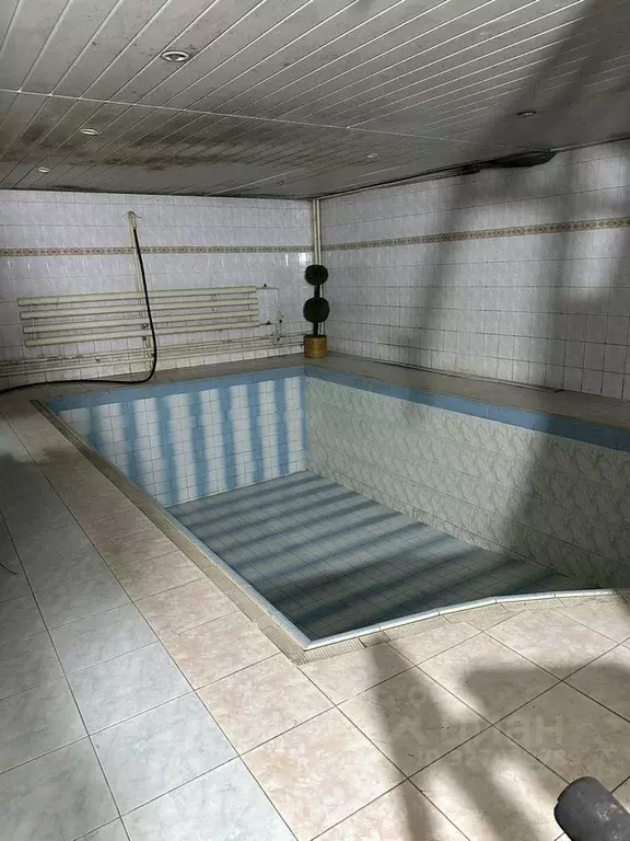 Помещение свободного назначения в Краснодарский край, Армавир ул. ... - Фото 1