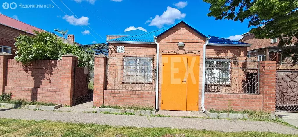 Дом в станица Каневская, улица Свердликова, 78 (244.5 м) - Фото 0