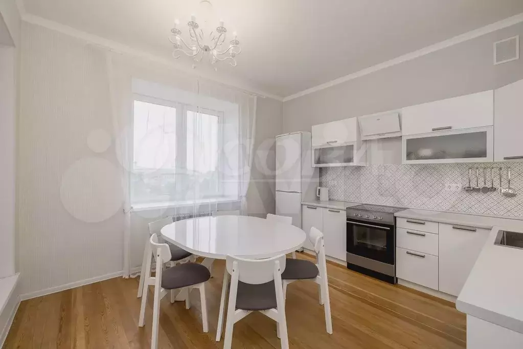3-к. квартира, 109 м, 5/7 эт. - Фото 1