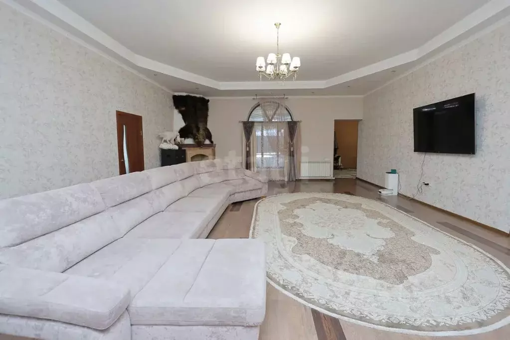 Дом в Оренбургская область, Оренбург Полигонная ул., 37/54 (250 м) - Фото 2