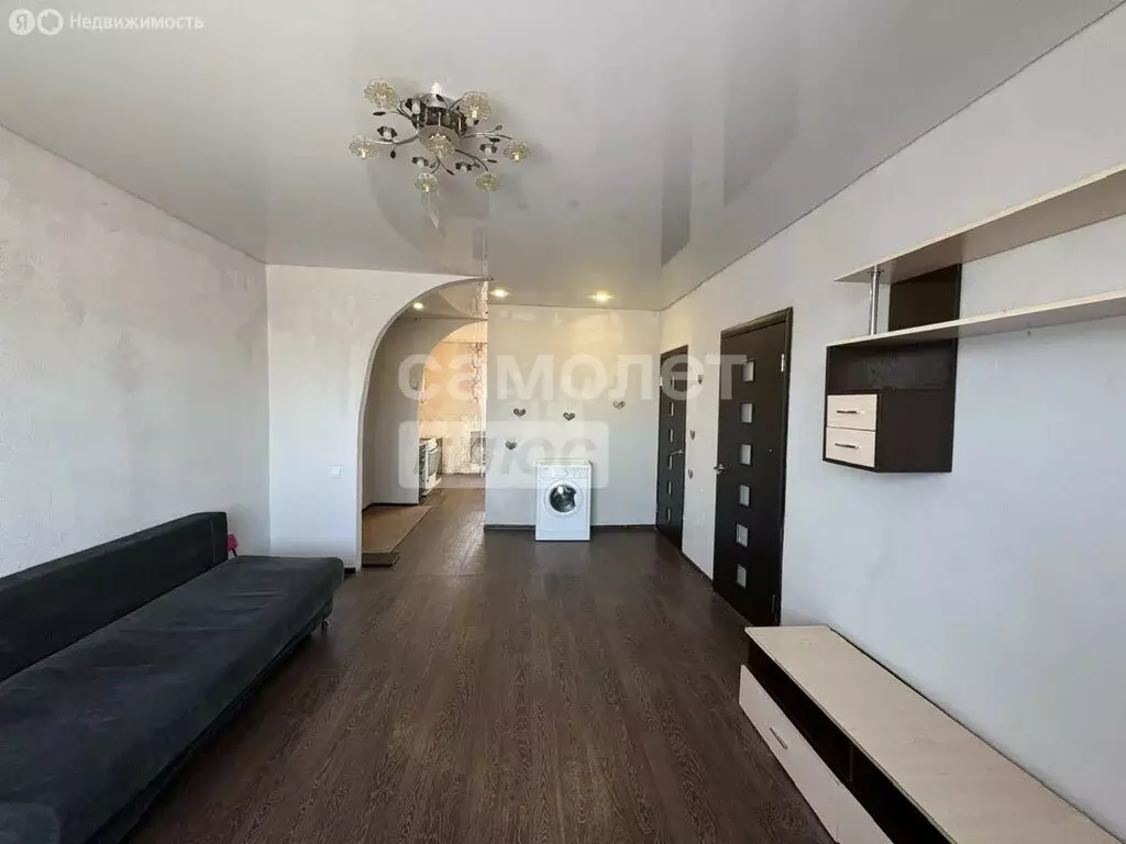 3-комнатная квартира: село Светлоозерское, Первомайский переулок, 5 ... - Фото 1