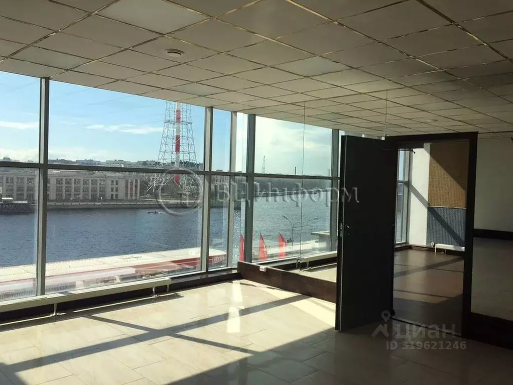 Офис в Санкт-Петербург Выборгская наб., 55к1 (240 м) - Фото 1