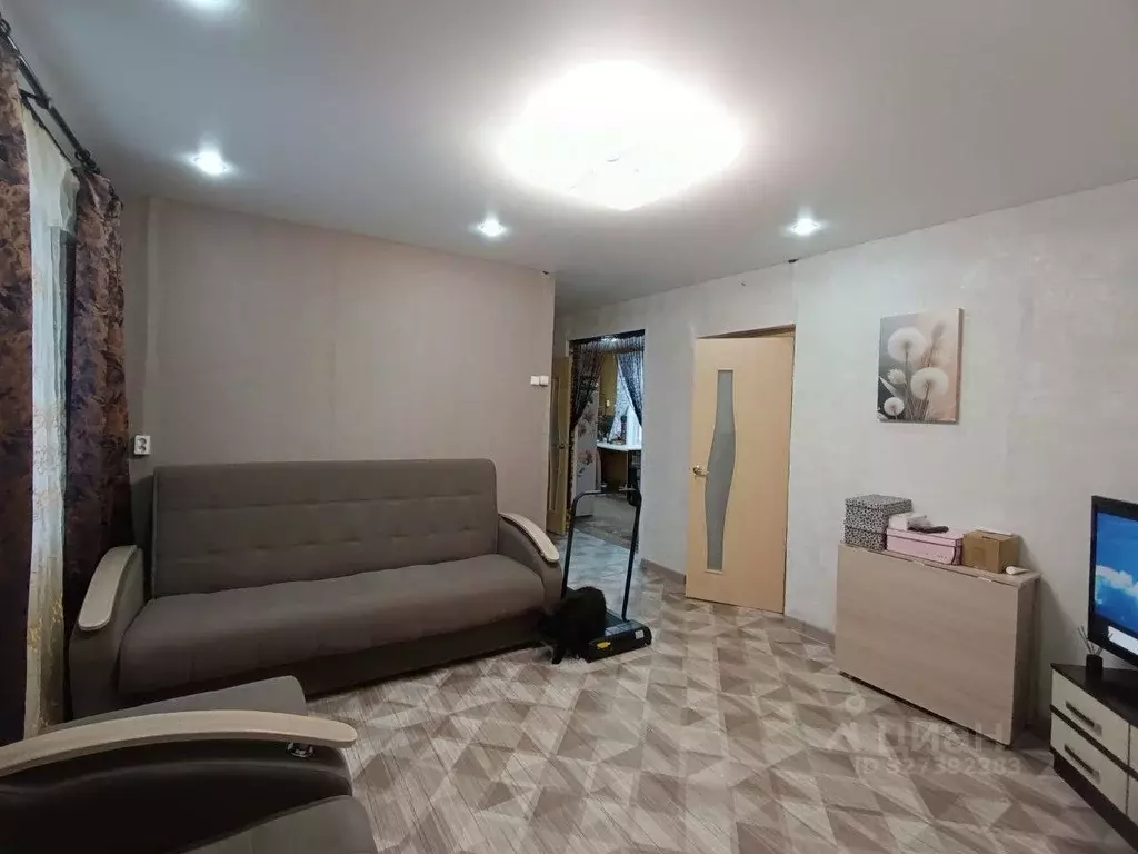 Дом в Пермский край, Нытвенский муниципальный округ, пос. Станции ... - Фото 2