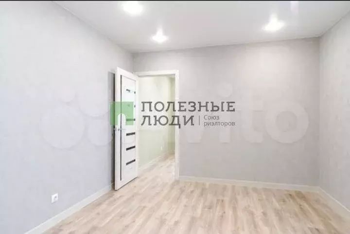 2-к. квартира, 40м, 2/9эт. - Фото 1