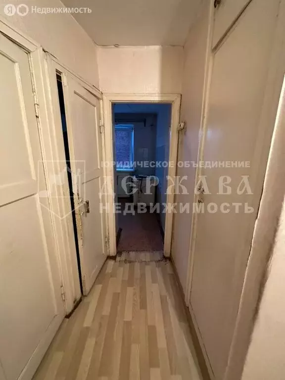 3-комнатная квартира: Кемерово, улица Сарыгина, 23 (51.2 м) - Фото 0