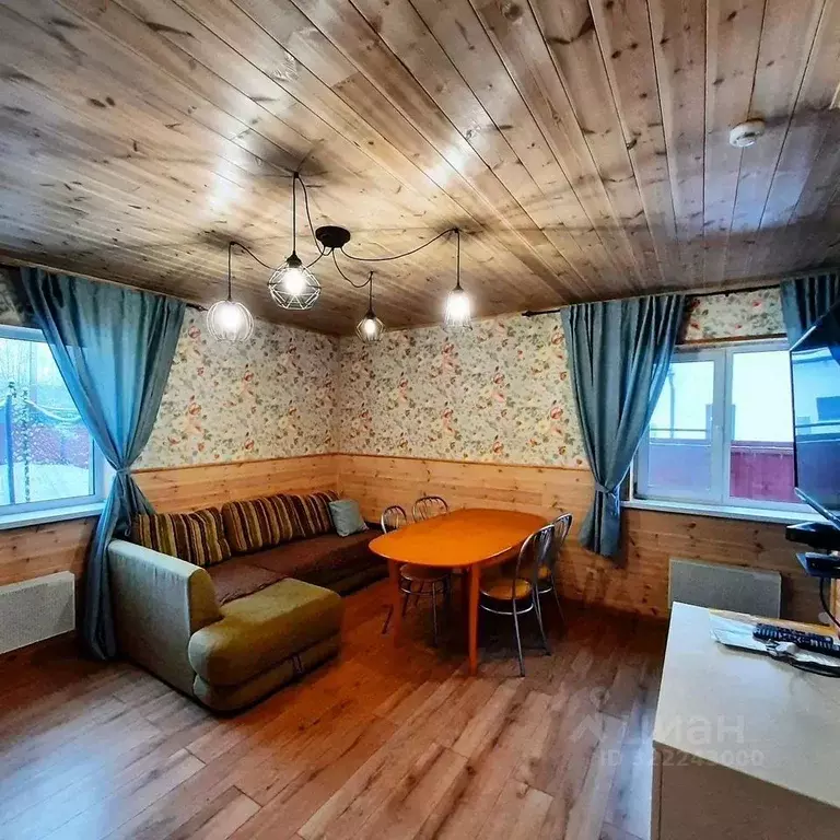 Коттедж в Псковская область, Островский район, Бережанская волость, д. ... - Фото 1