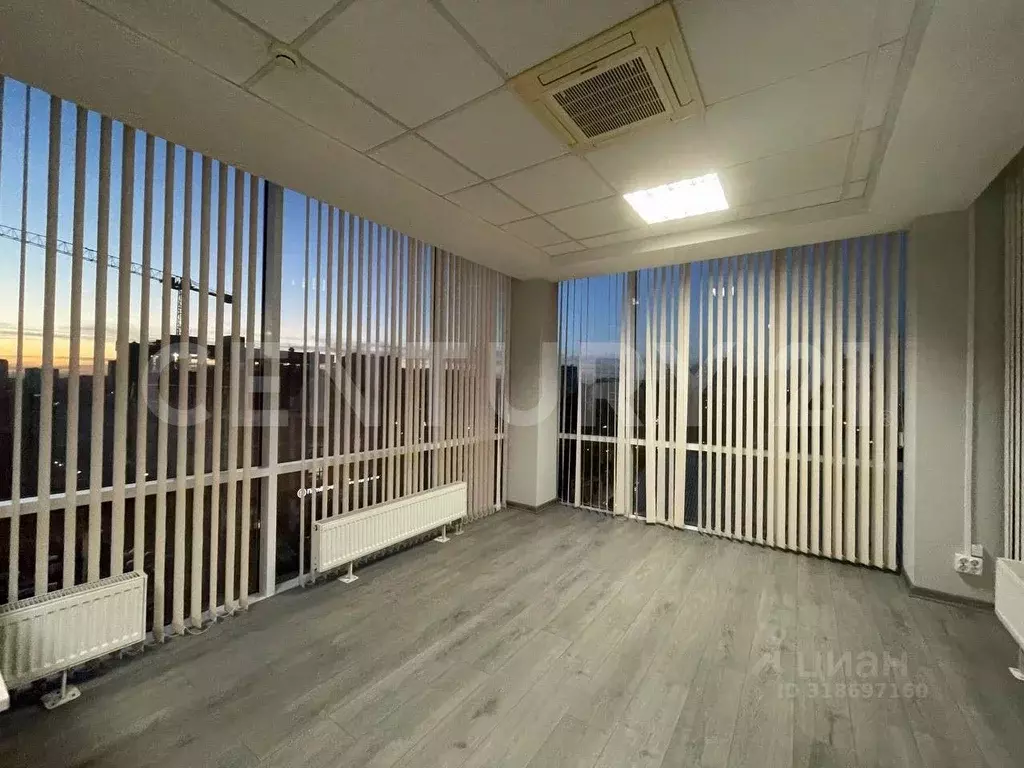 Офис в Краснодарский край, Краснодар Офицерская ул., 32 (320 м) - Фото 1