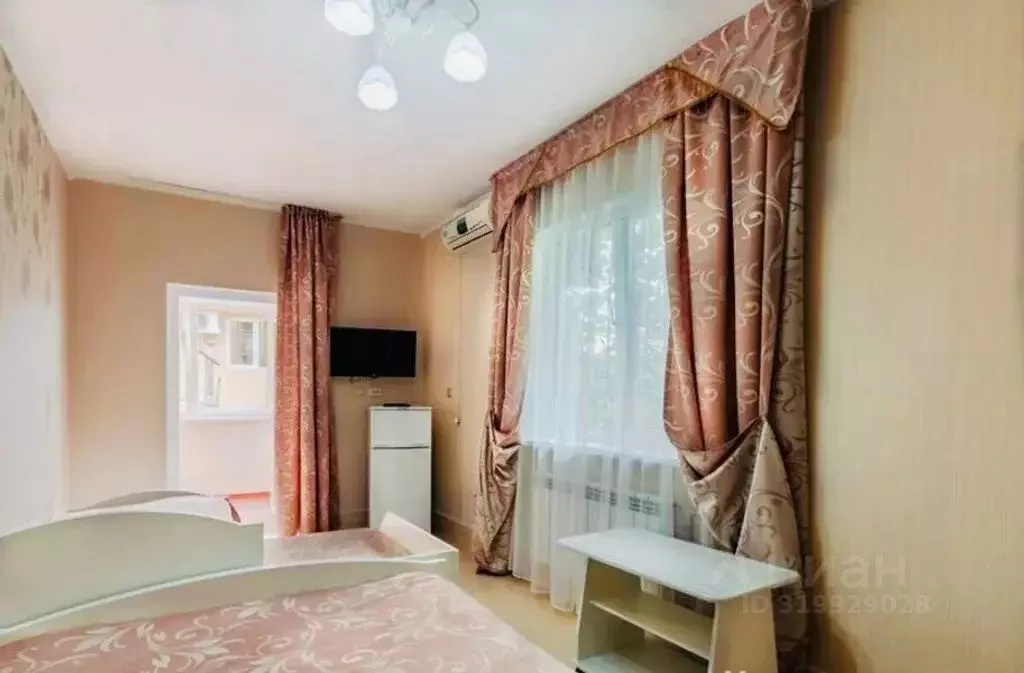Комната Краснодарский край, Сочи ул. Ленина, 3 - Фото 1