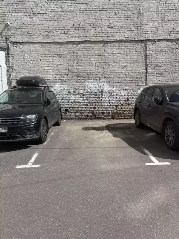 Гараж в Москва Большой Козловский пер., 11С1 (11 м) - Фото 1
