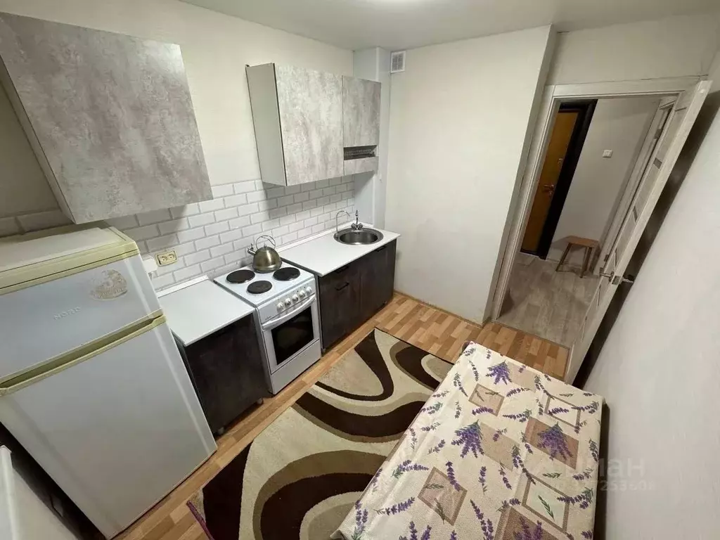 Комната Свердловская область, Екатеринбург ул. Начдива Онуфриева, 62 ... - Фото 2