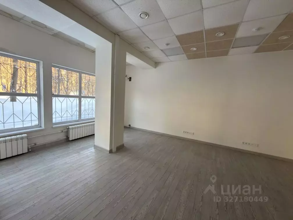 Помещение свободного назначения в Московская область, Реутов просп. ... - Фото 2