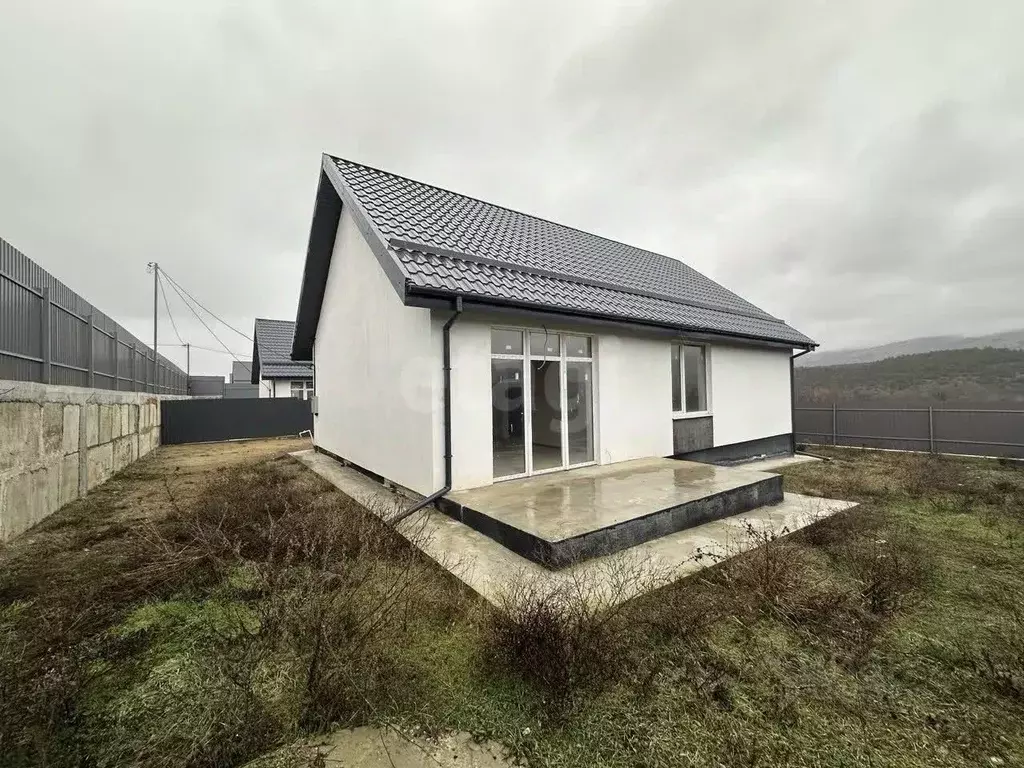 Дом в Крым, Симферопольский район, Добровское с/пос, с. Перевальное ... - Фото 2