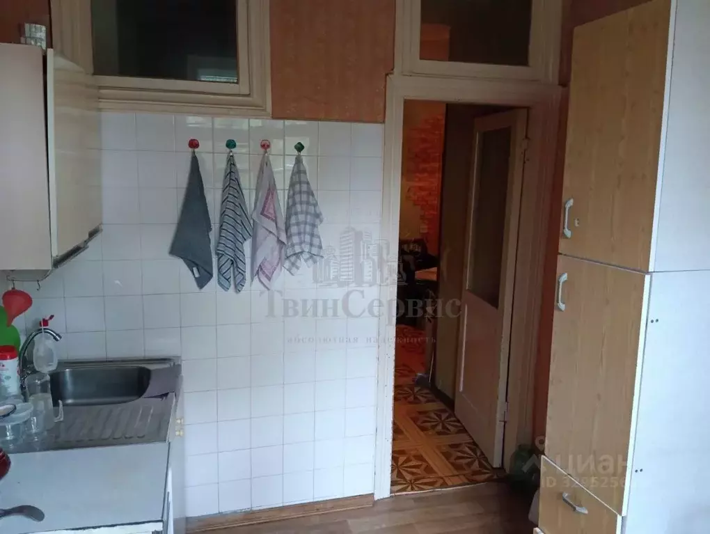 3-к кв. Тульская область, Тула ул. Столетова, 6 (70.4 м) - Фото 2