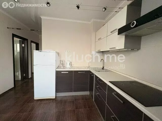 2-комнатная квартира: Казань, проспект Ямашева, 103А (67.4 м) - Фото 1