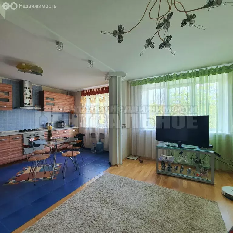 2-комнатная квартира: Смоленск, переулок Зои Космодемьянской, 8 (72.5 ... - Фото 0