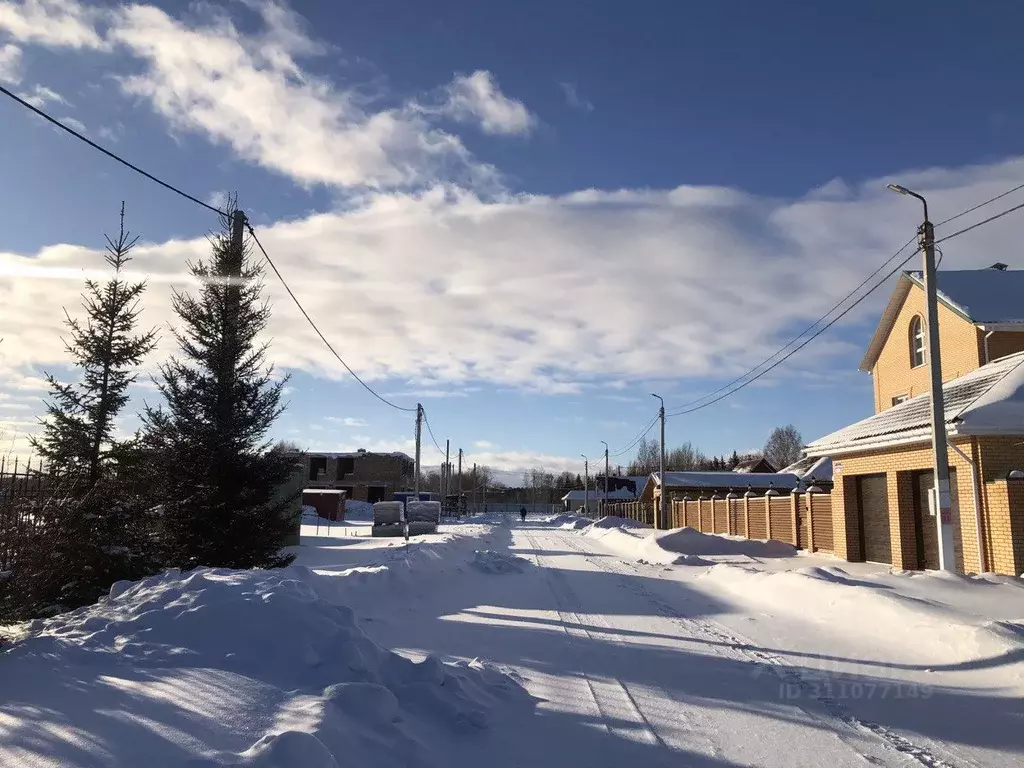 Участок в Омская область, Омский район, с. Красноярка, Красноярка Де ... - Фото 0