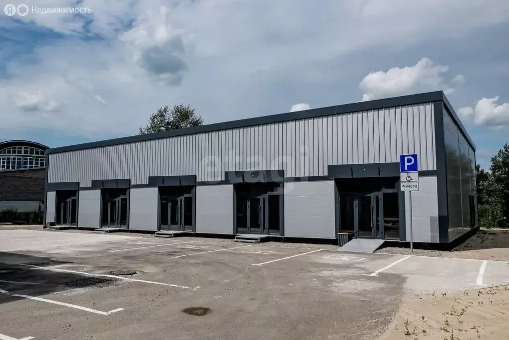 Торговая площадь (330.5 м) - Фото 1