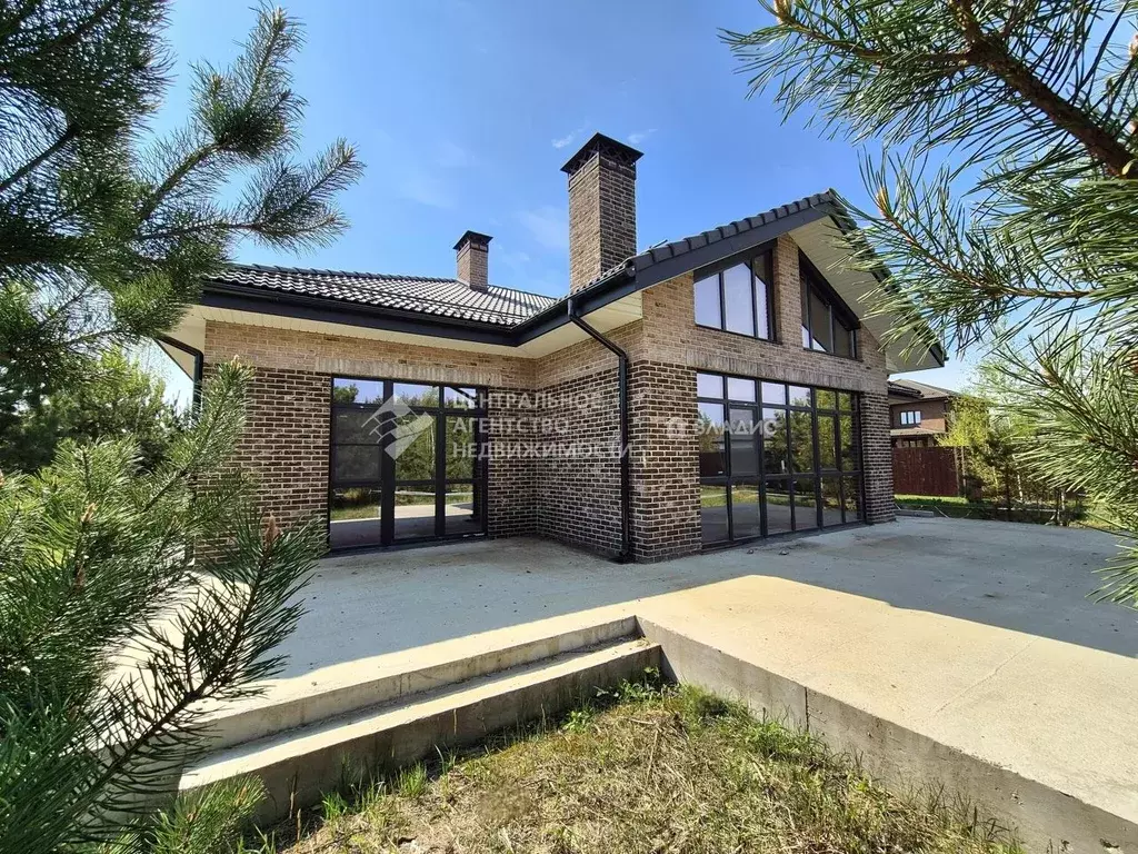 Дом в Рязанская область, Рязанский район, Варсковское с/пос, пос. ... - Фото 1